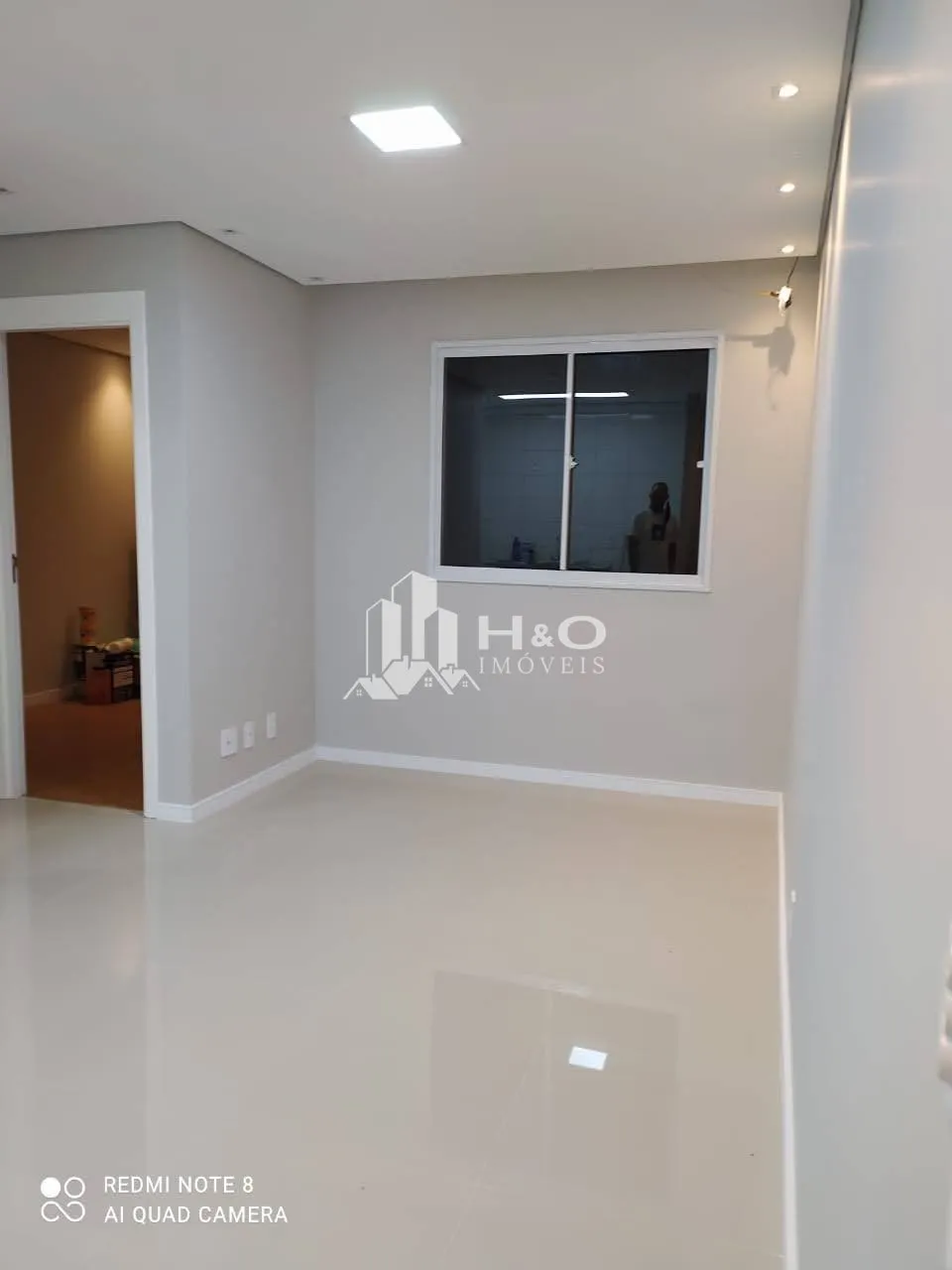 Imagem OPORTUNIDADE APTO À VENDA 2 DORMITORIOS R$ 220.000,00 - Condomínio Completo - PQ do Carmo
