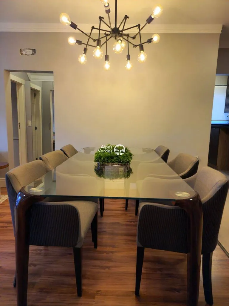 Imagem Vende-se apartamento no centro de Gramado-RS, com 3 quartos