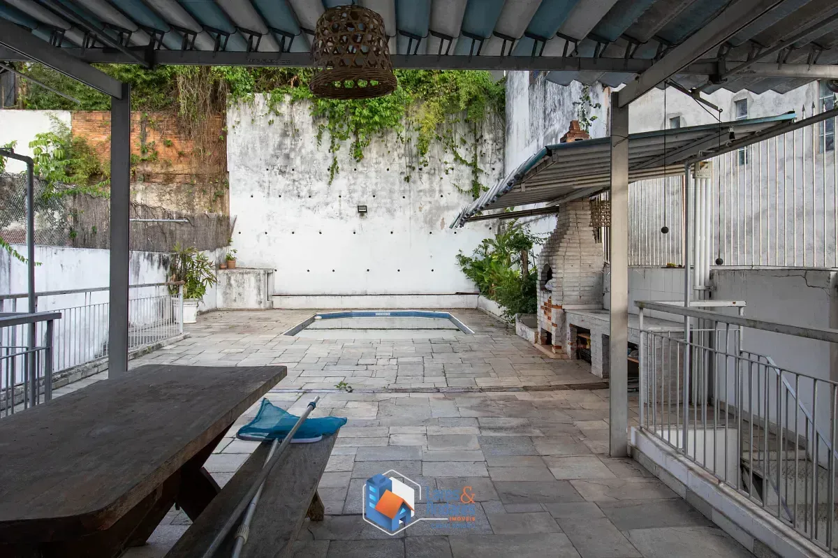 Imagem Casa para venda em Alto da Lapa com 4 quartos, sendo 1 suíte, 276m²