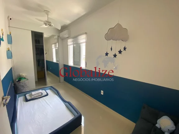 Imagem Casa Triplex com 3 suítes e 2 vagas no bairro Embaré em Santos por R$ 1.299.000,00