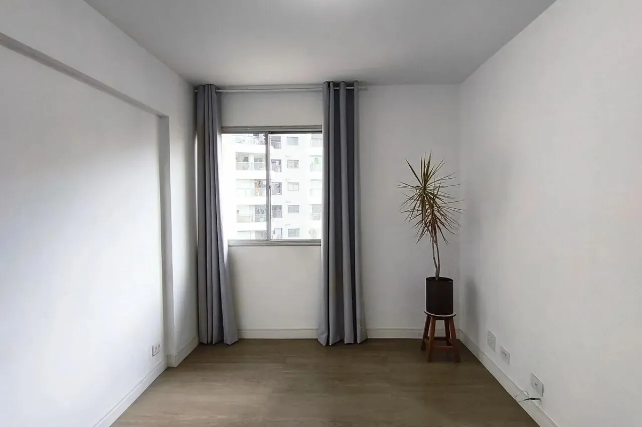 Imagem Apartamento Compacto com Vaga e Portaria 24h no Edifício Camboriú.
