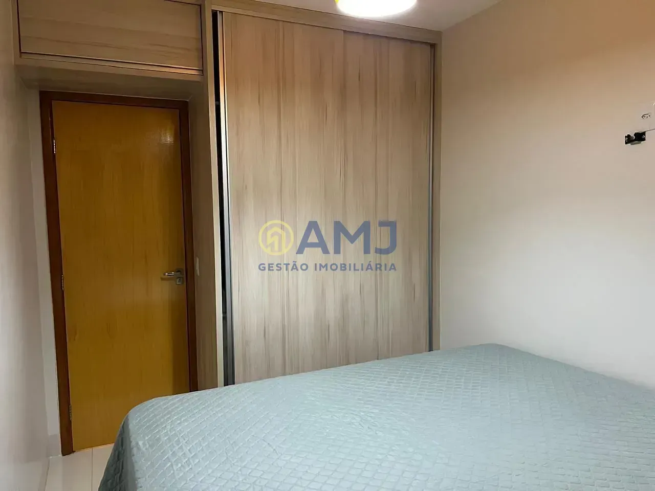 Imagem À VENDA | APARTAMENTO REFORMADO NO SETOR BUENO