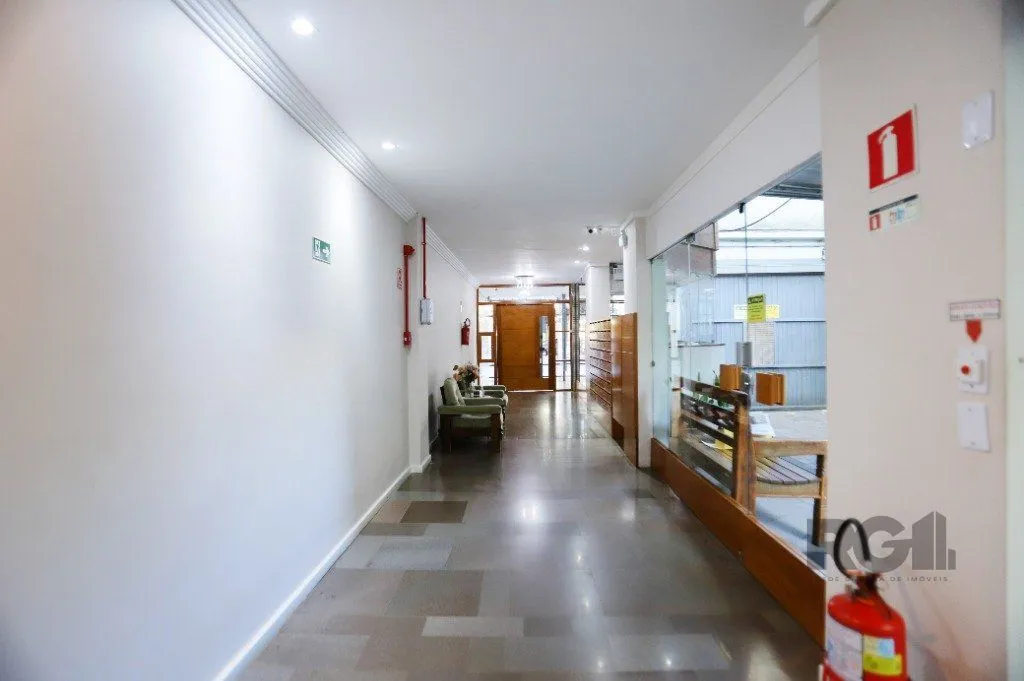 Imagem Apartamento 02 dormitórios no Bairro Floresta em Porto Alegre