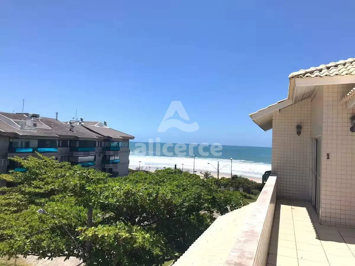 Imagem Oportunidade Única! Cobertura Frente Mar na Praia Brava com Terraço Privativo