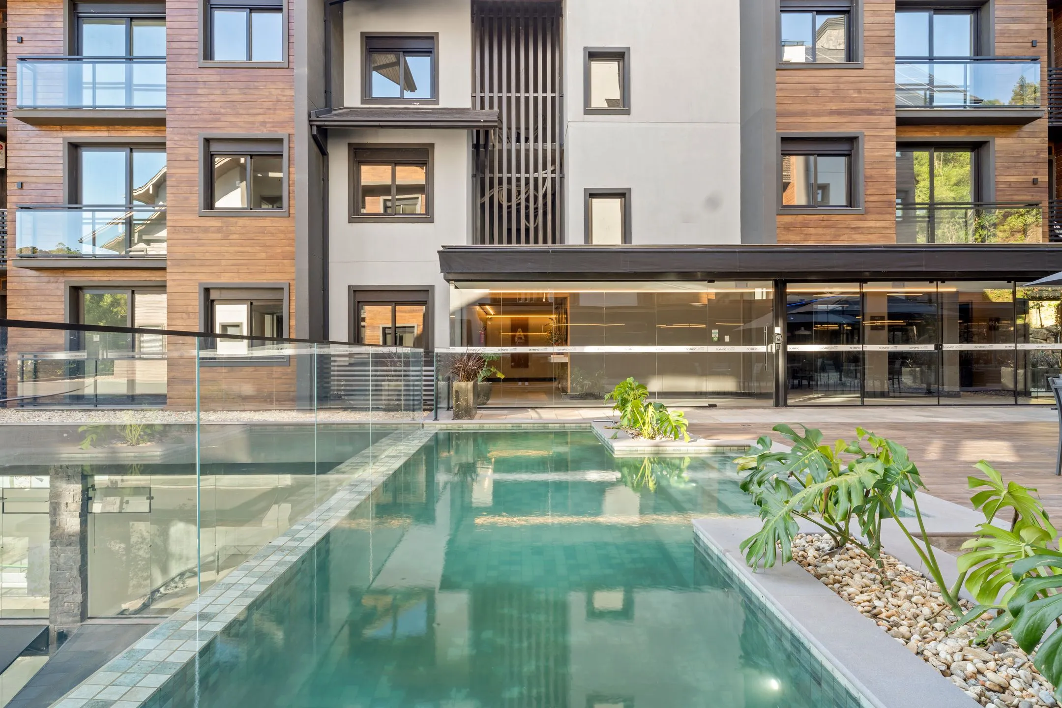 Imagem Apartamento à venda em Gramado, Vale das Montanhas, com 2 quartos, 62.21m2