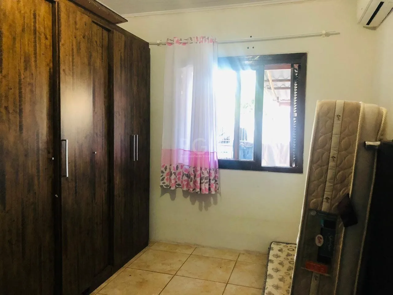 Imagem Casa para Venda - 144.14m², 4 dormitórios, sendo 1 suites, 1 vaga - Mato Grande, Canoas