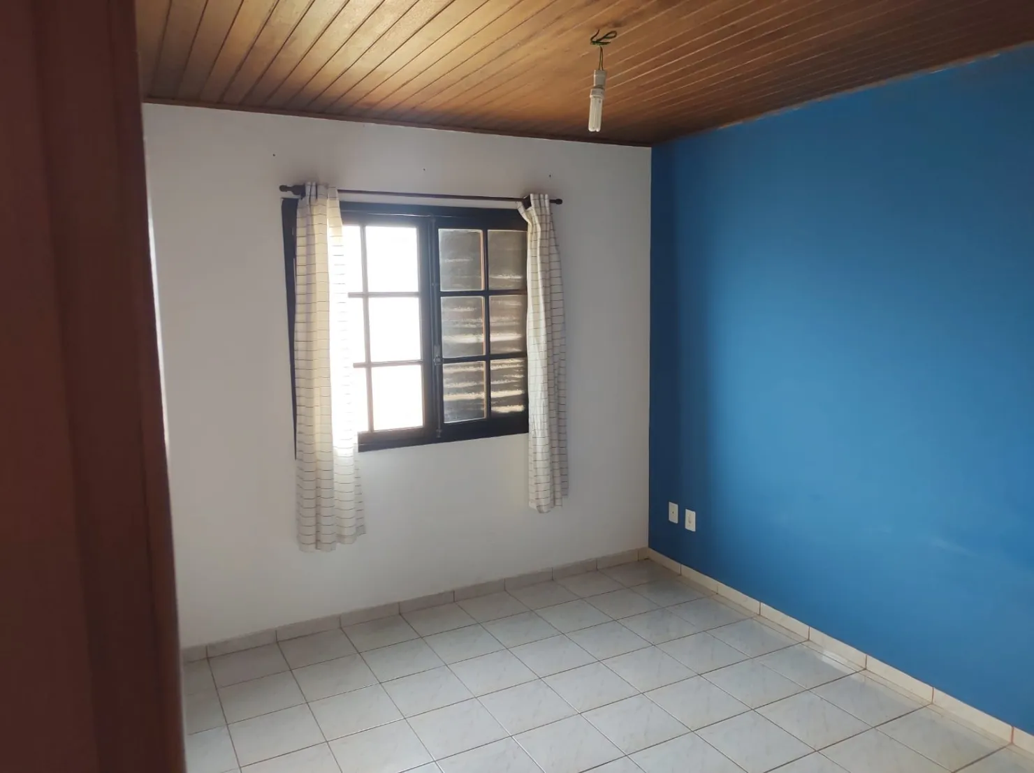 Imagem Casa à venda 3 Quartos, 1 Suite, 2 Vagas, 500M², Residencial Mombaça, Pindamonhangaba - SP