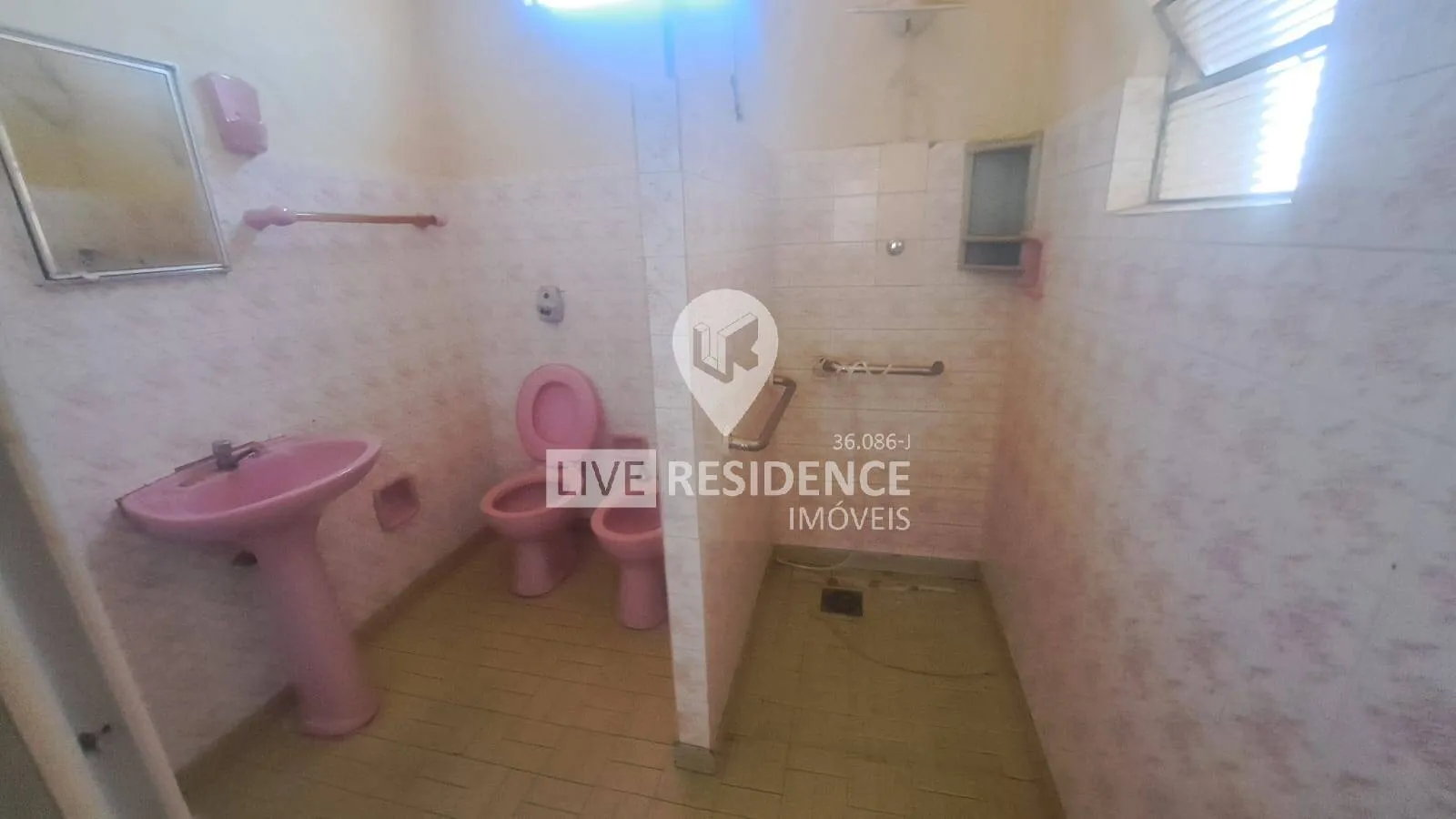 Imagem Casa comercial a venda no Centro de Itatiba