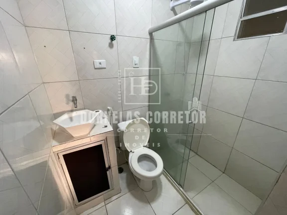 Imagem Casa em Moreno | 3 Quartos, 1 Suíte, 2 Salas, Garagem Coberta, Aceita Financiamento.
