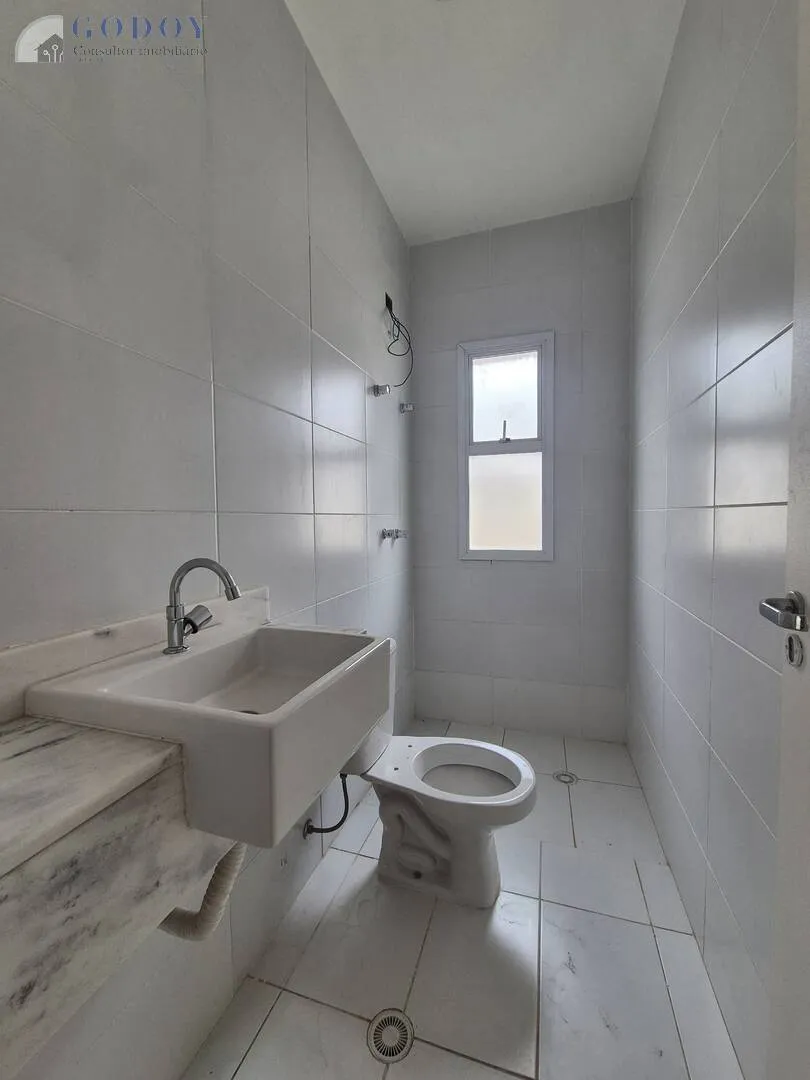 Imagem Linda casa à venda no Condomínio Reserva Anauá, em Pindamonhangaba - SP