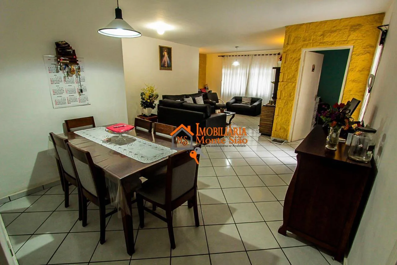 Imagem Sobrado com 4 dormitórios à venda, 178 m² por R$ 750.000,00 - Jardim Santa Mena - Guarulhos/SP