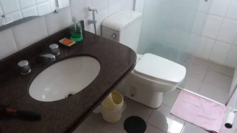 Imagem Apartamento com sala para 02 ambientes.