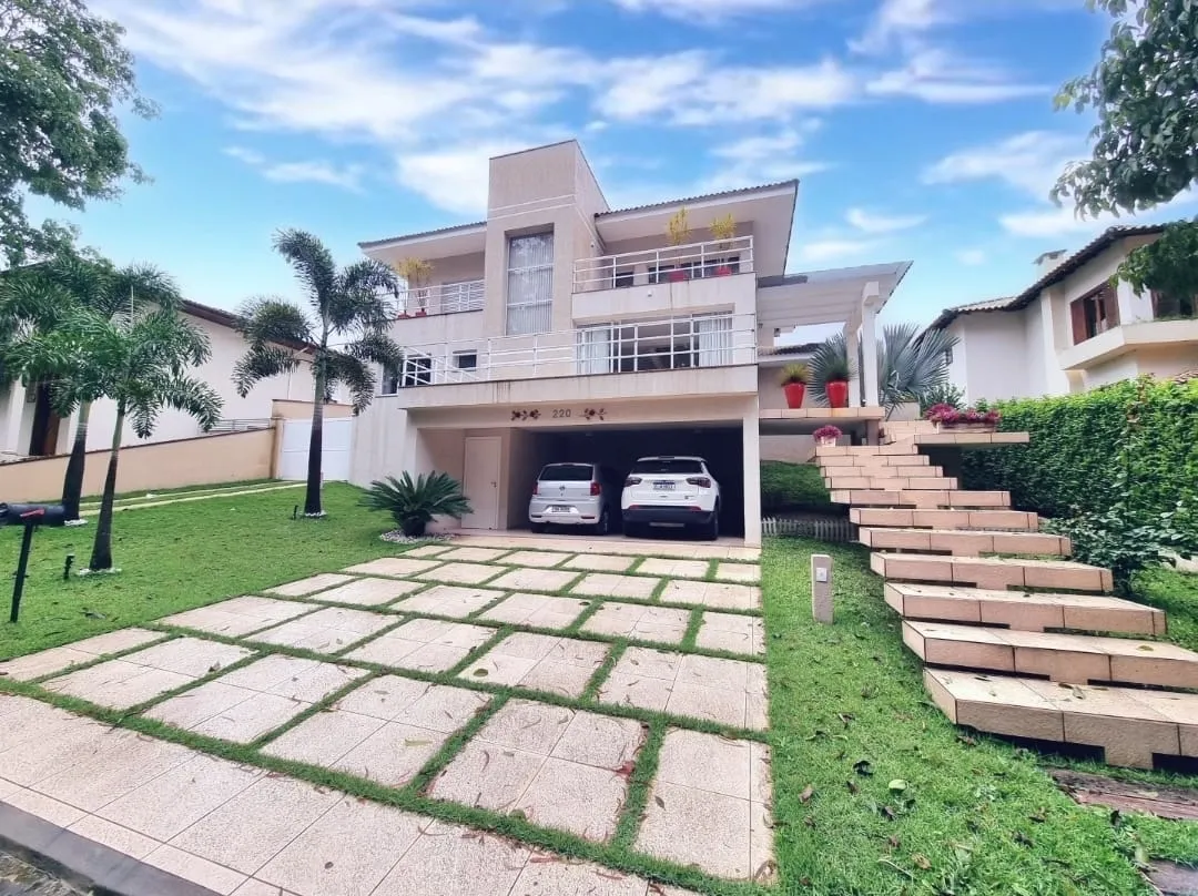 Imagem Casa à venda e locação 3 Suites, 2 Vagas, 700M², Socorro, Pindamonhangaba - SP | COLONIAL VILLAGE