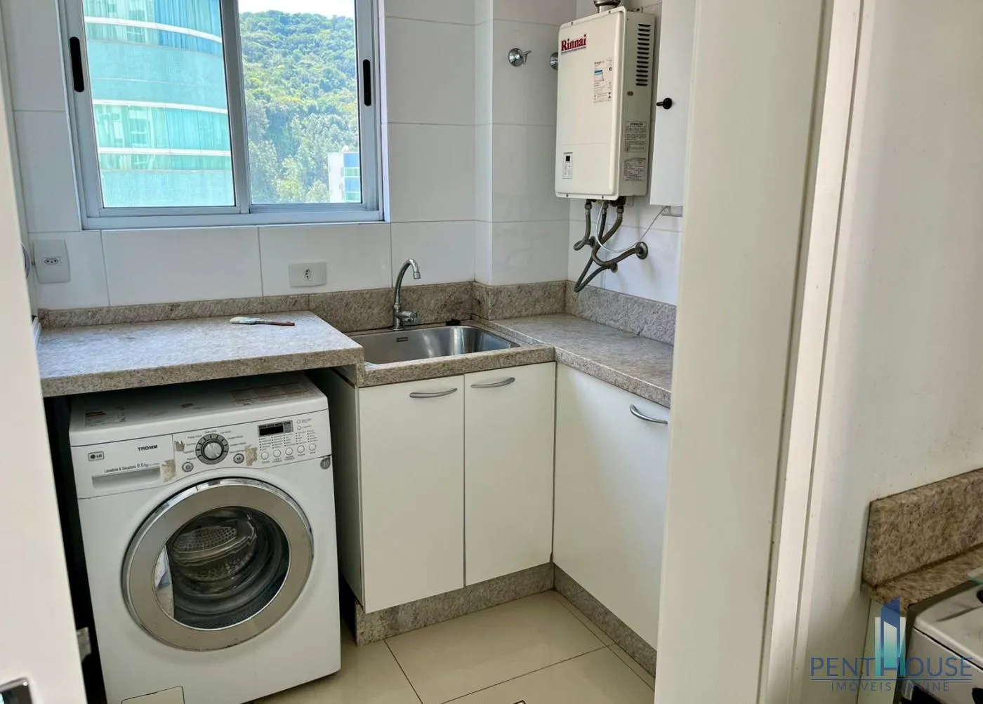 Imagem Apartamento Quadra Mar para Venda em Balneário Camboriú, PIONEIROS, 3 dormitórios, 3 suítes, 4 banheiros, 2 vagas