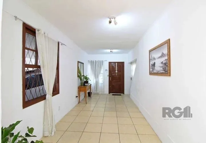 Imagem casa - 4 dorms. - 2 vagas - 200 m² - Partenon