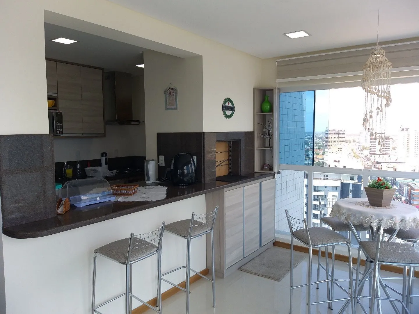 Imagem Apartamento à Venda em Tramandaí | 100% Mobiliado | Vista Panorâmica I R$ 1.300.000,00