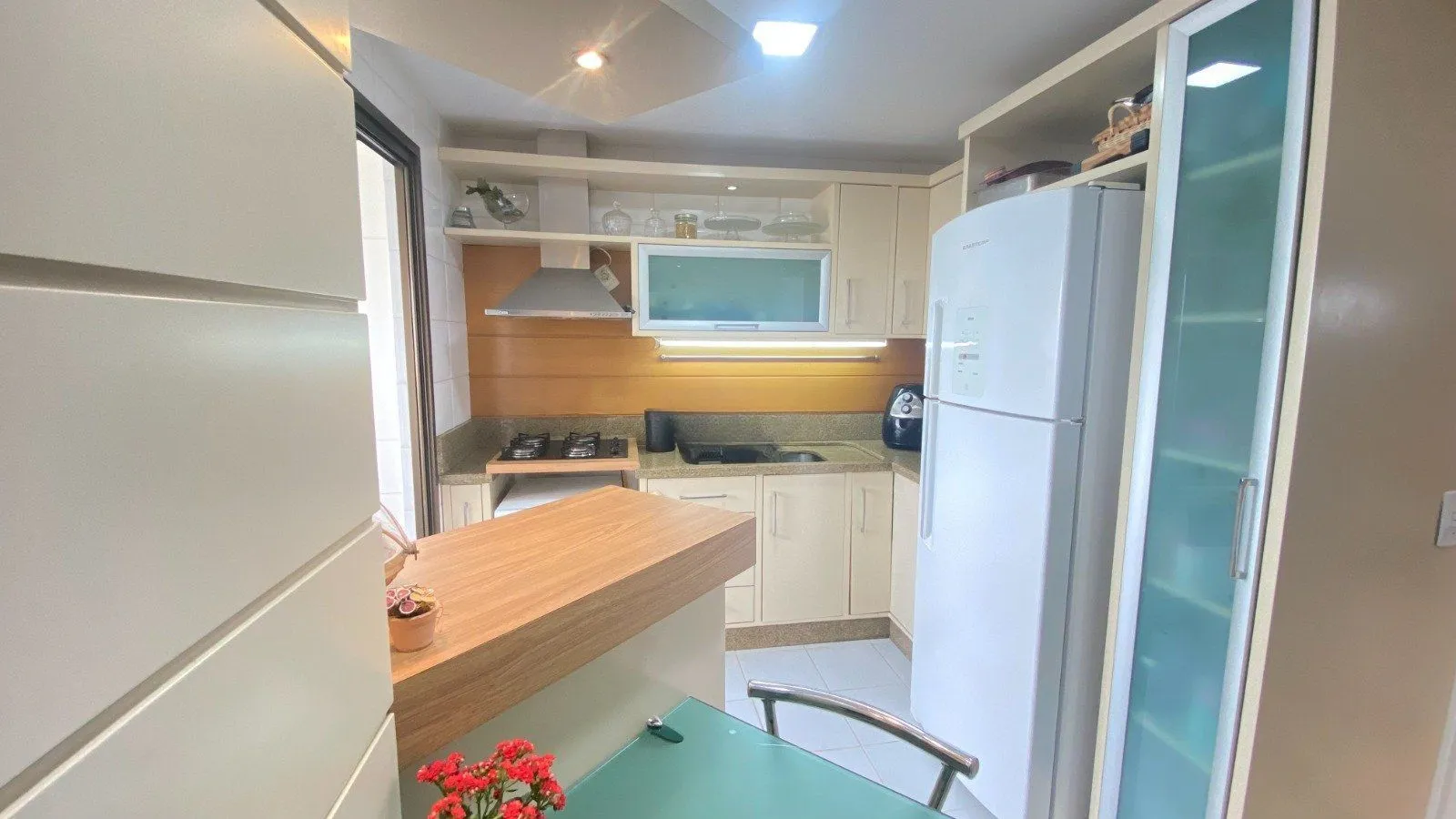 Imagem Apartamento com 3 quartos, 2 vagas e 100.7m² - Rua Botafogo - Menino Deus, Porto Alegre