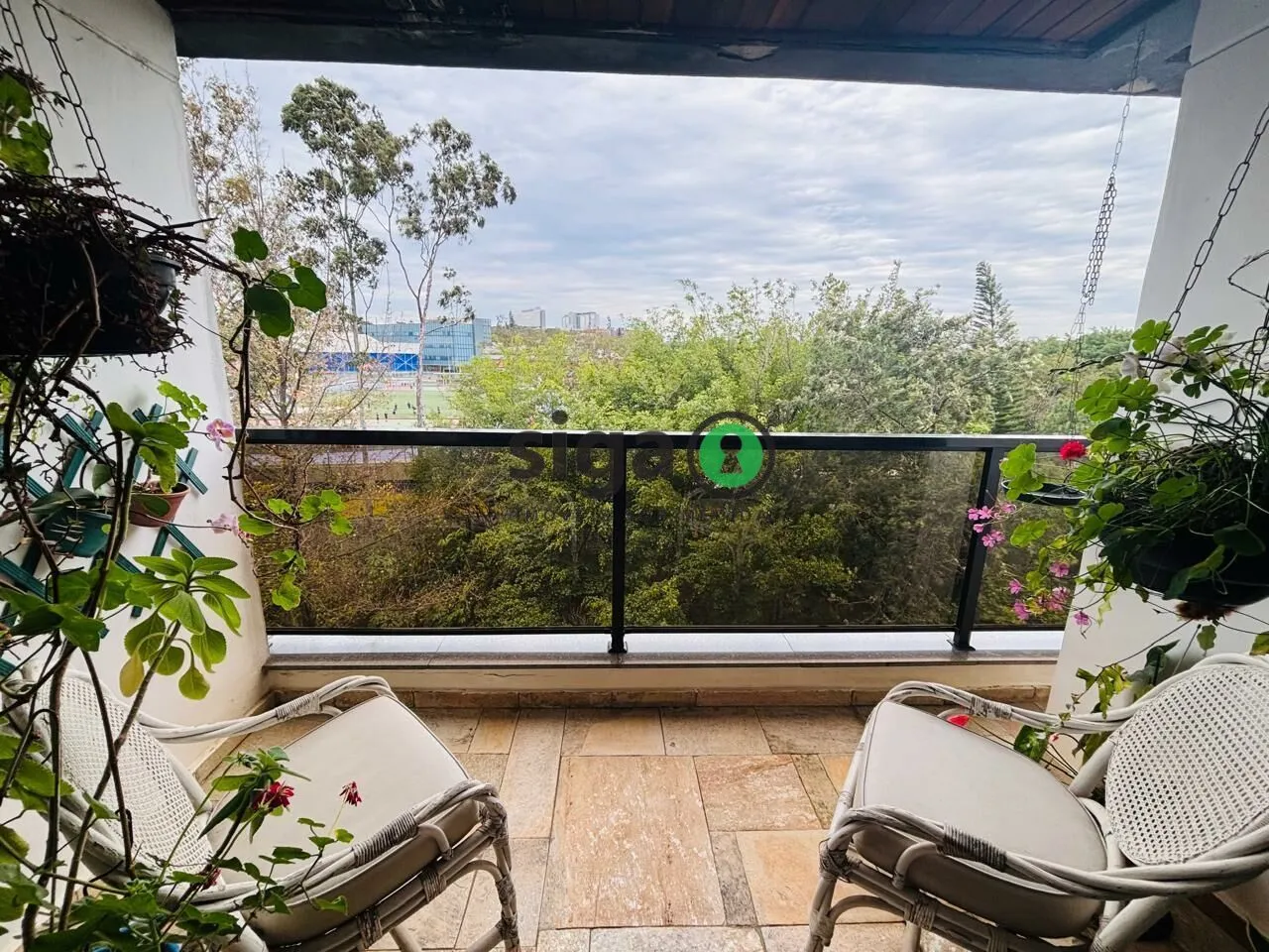 Imagem Cobertura à venda no Jardim Guedala | 227m² | 4 dormitórios | Piscina privativa