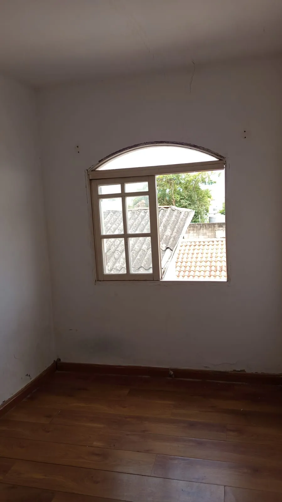 Imagem VENDO LINDO SOBRADO NO BAIRRO PEDREIRA!