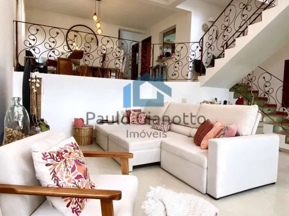 Imagem Casa à venda no Cond Palm Hills na Granja Viana