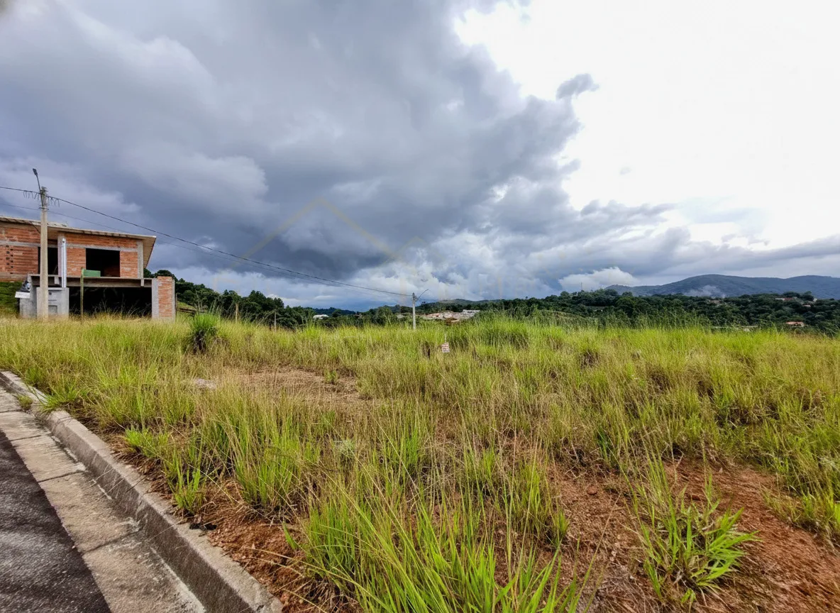 Imagem Terreno 300 m² à venda em Jardim Imperial, Poços de Caldas