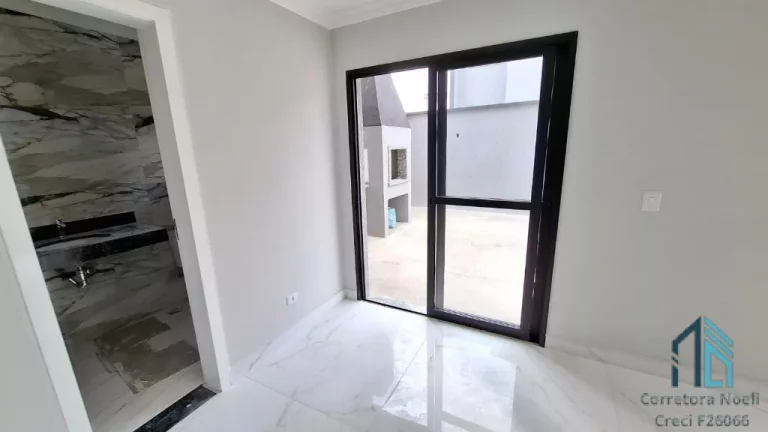 Imagem Sobrado novo a venda, 03 quartos c/suíte, churrasqueira, 03 vagas, em Pinhais - PR