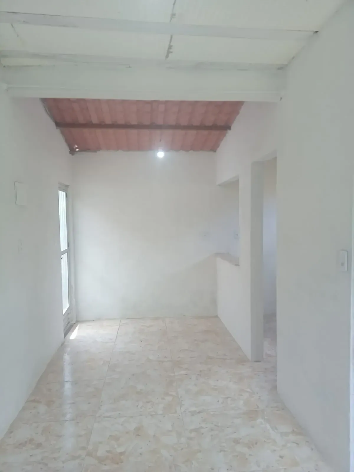 Foto do imóvel Kitnet com 1 Quarto para Alugar, 30 m² em Paripe - Salvador