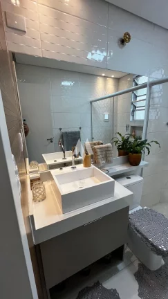 Imagem Apartamento todo reformado, com 2 quartos à venda no bairro Macuco em Santos
