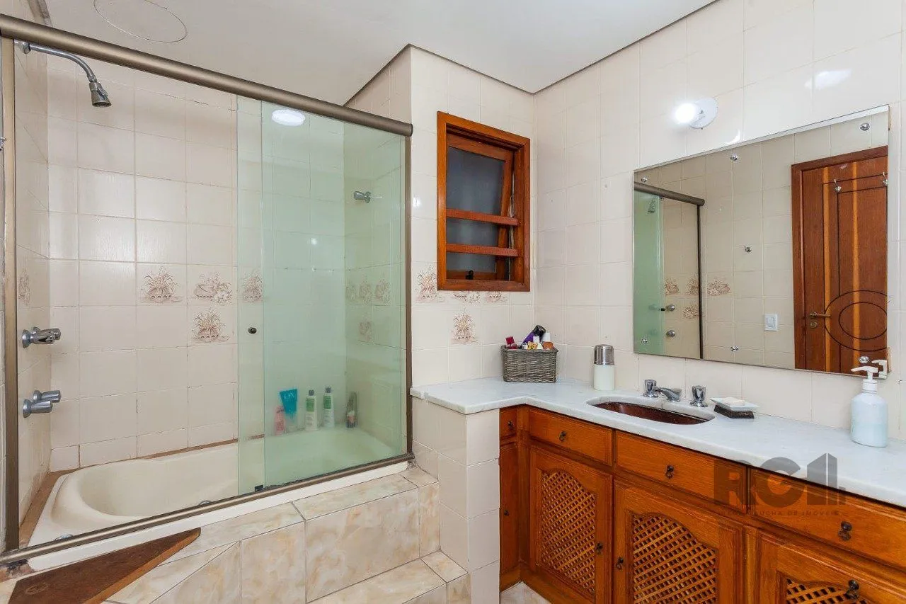Imagem Apartamento semi mobiliado, 3 dormitórios, 1 suíte, vaga de garagem, Bairro Eunice Nova