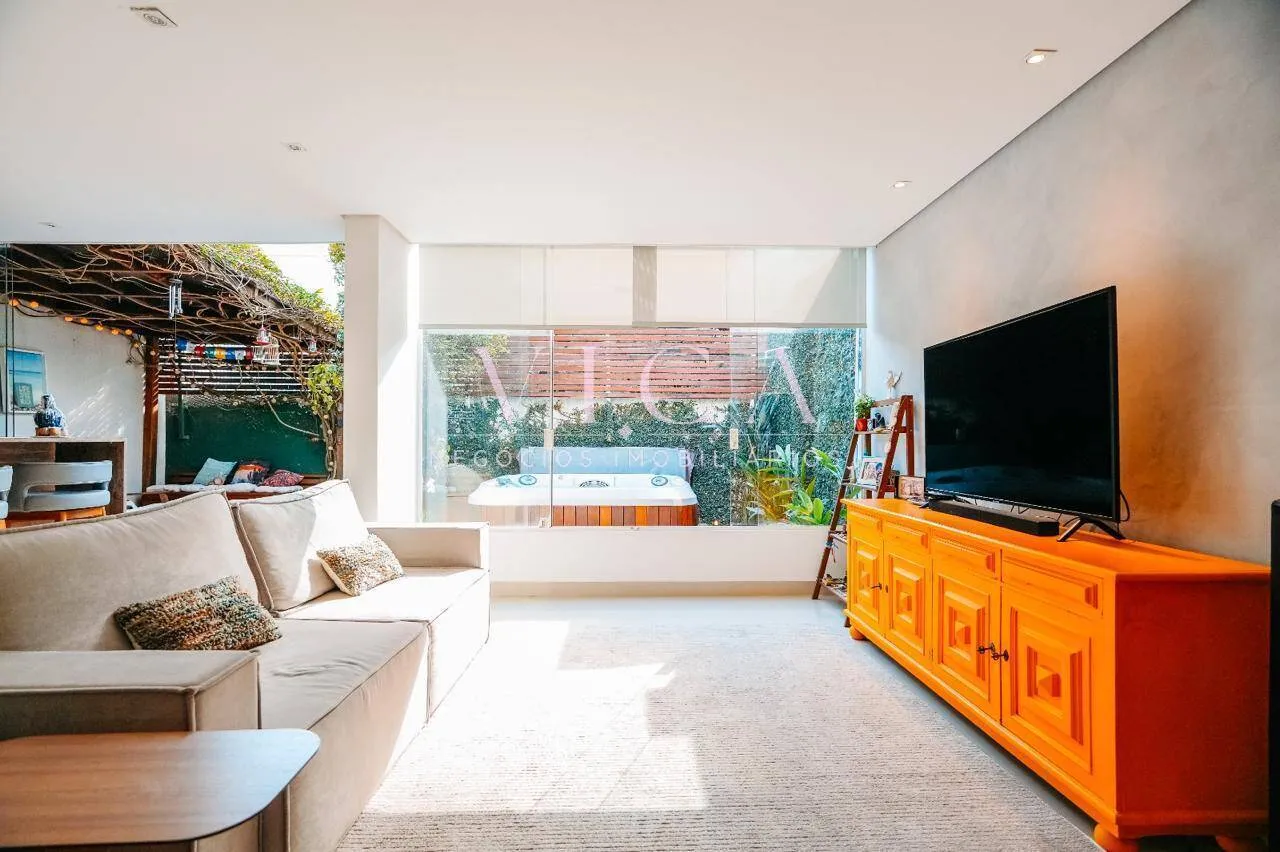 Imagem Casa com 3 dormitórios, 180m² a venda por R$ 2.300.001 - Tamboré Alphaville
