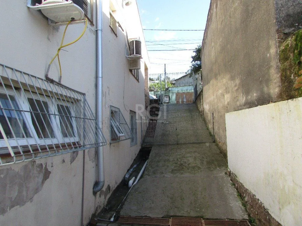 Imagem Casa para Venda - 180m², 3 dormitórios, 2 vagas - Jardim Carvalho