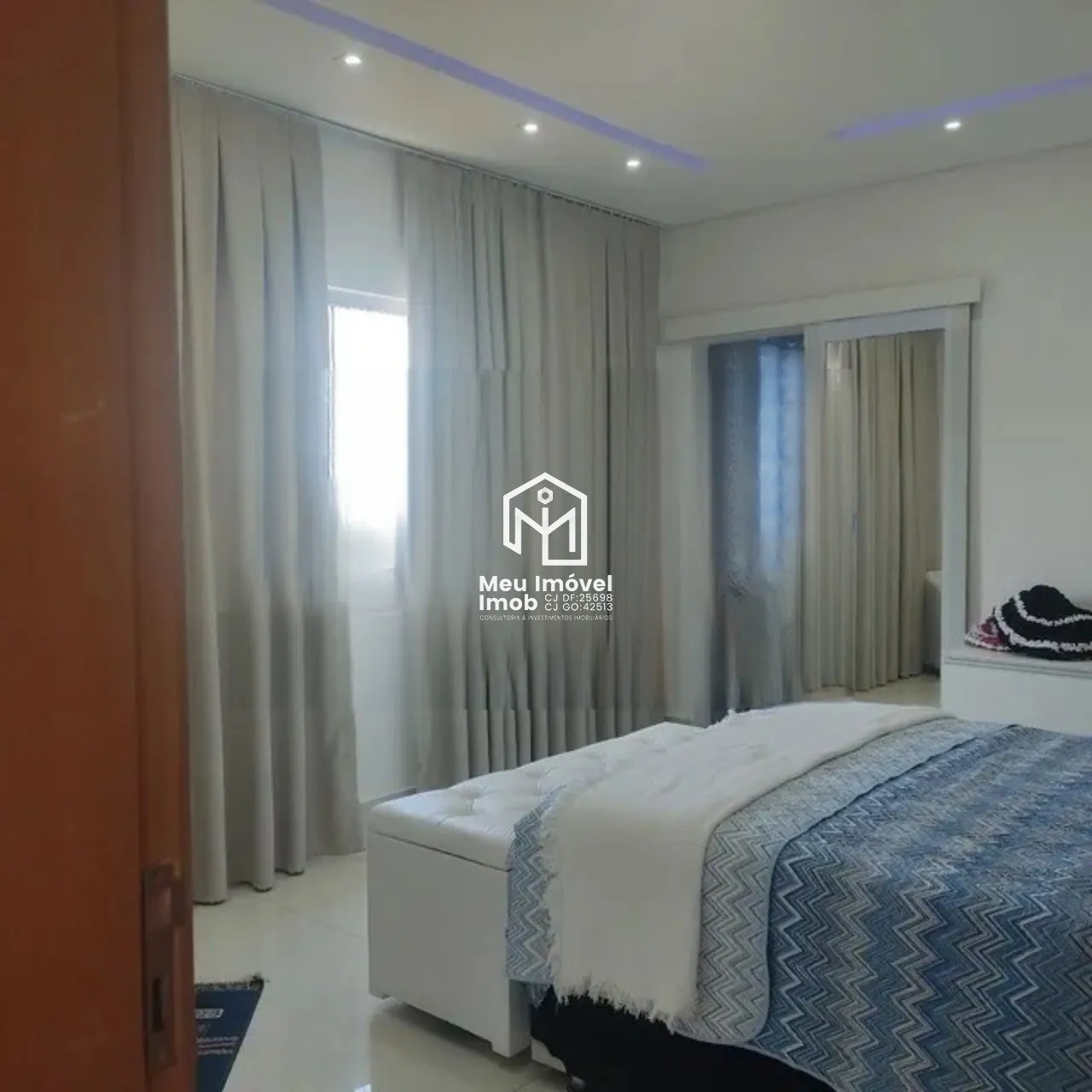 Imagem Casa 3 Suítes 9 Vagas 350m² Rua 1 Vicente Pires