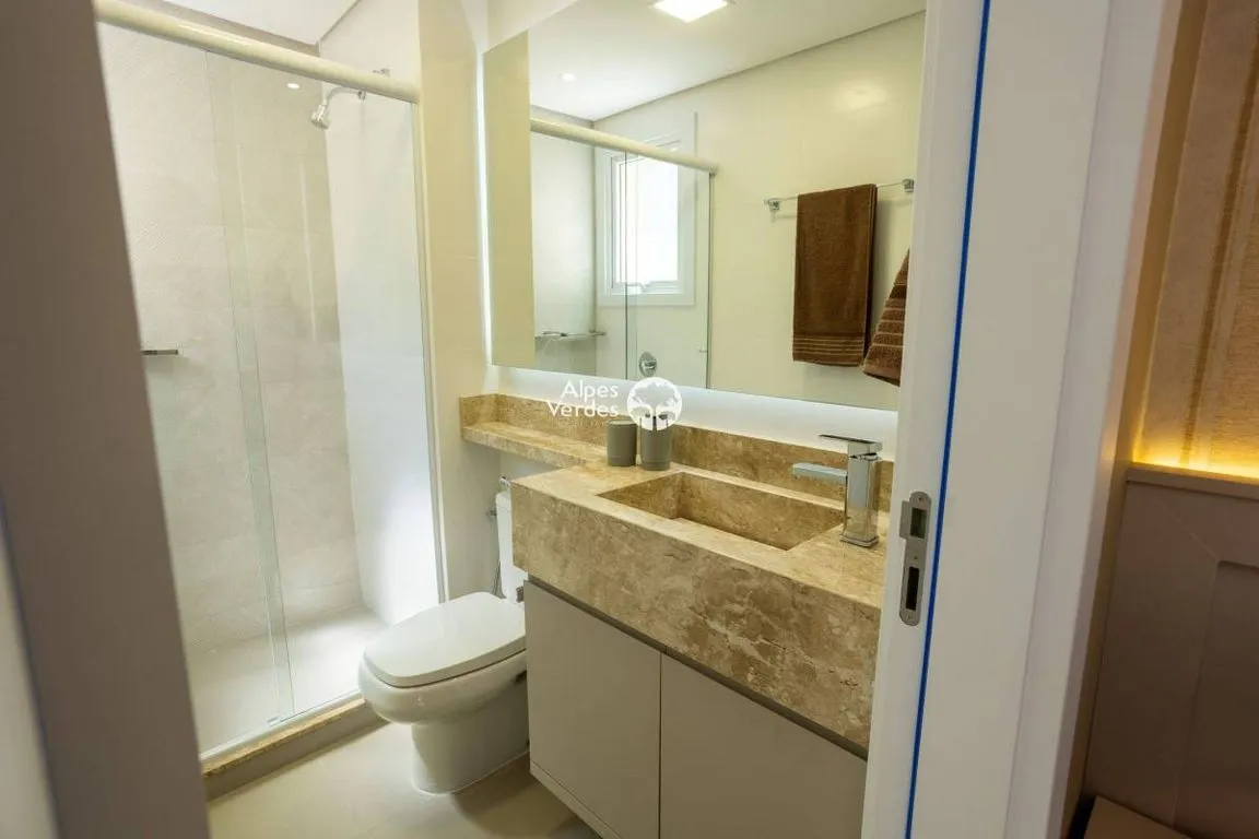 Imagem Vende-se Apartamento em Gramado, Bavária, com 2 quartos