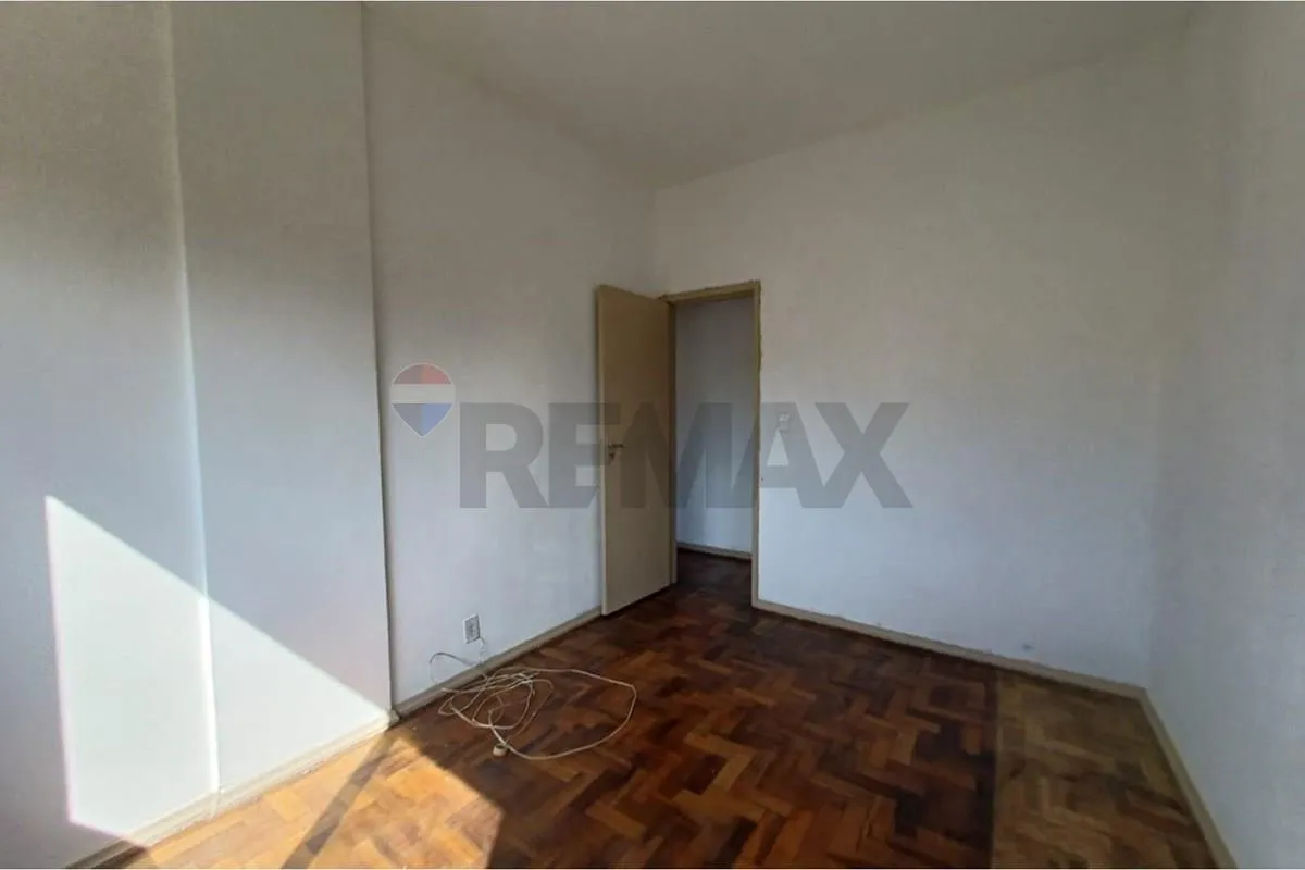 Imagem Apartamento 56m² em Engenho Novo - R$ 160.000 - Pronto para você reformar do seu jeito