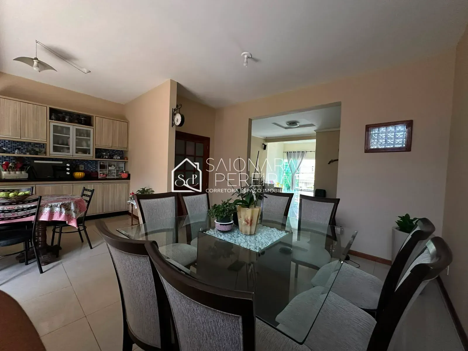 Imagem CASA RESIDENCIAL E COMERCIAL COM GALPÃO OTIMO PARA ESTACIONAMENTO, MORAR E TER SEU NEGOCIO NO MEMSO