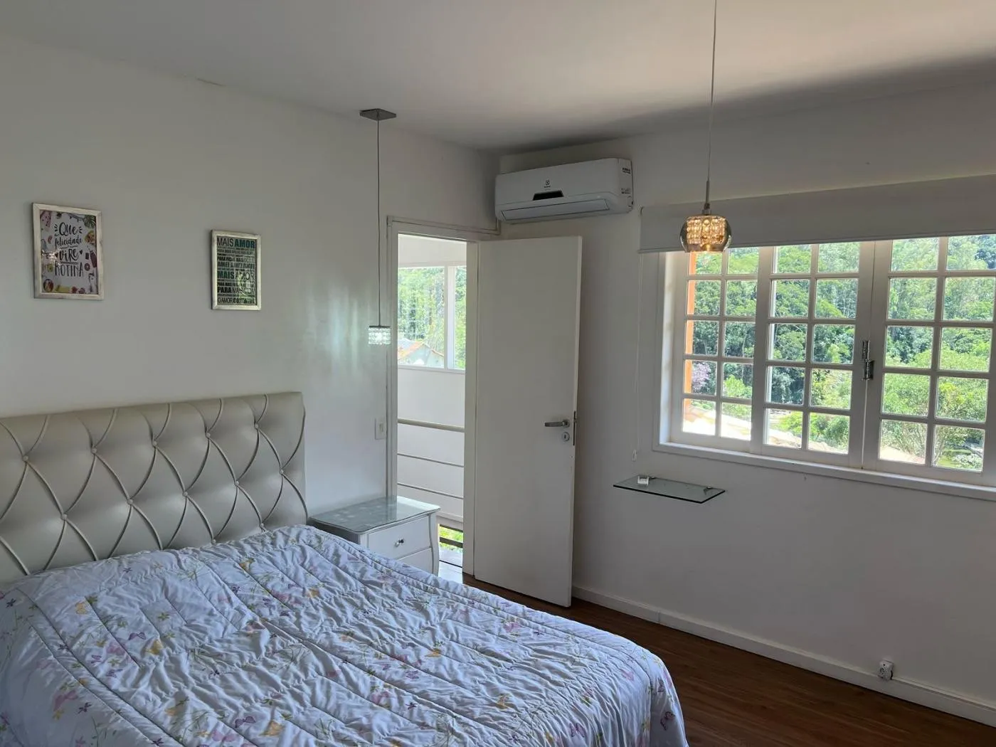 Imagem Casa em Condomínio para Locação em Petrópolis / RJ no bairro Itaipava