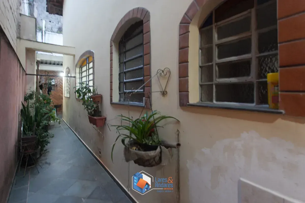 Imagem Sobrado para venda em São Domingos com 3 quartos, sendo 1 suíte, 164m²