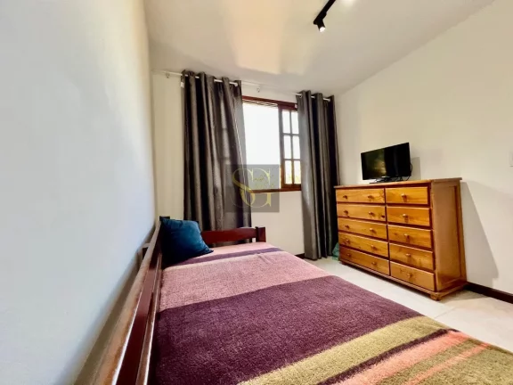 Imagem Casa para Venda em Teresópolis, Bom Retiro, 4 dormitórios, 1 suíte, 3 banheiros, 2 vagas