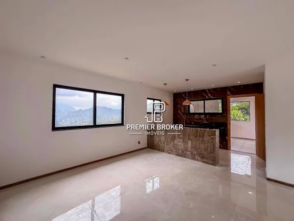 Imagem Casa à venda, 130 m² por R$ 690.000,00 - Albuquerque - Teresópolis/RJ