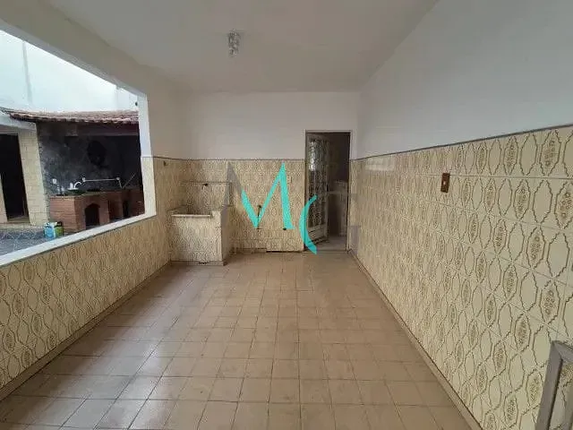 Imagem Casa com 5 dormitórios à venda, 250 m² por R$ 750.000,00 - Campo Grande - Rio de Janeiro/RJ