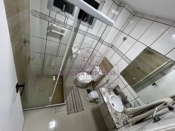 Imagem Ap 2 quartos itapuã, porcelanato, cozinha grande, área de serviço, 1 vaga