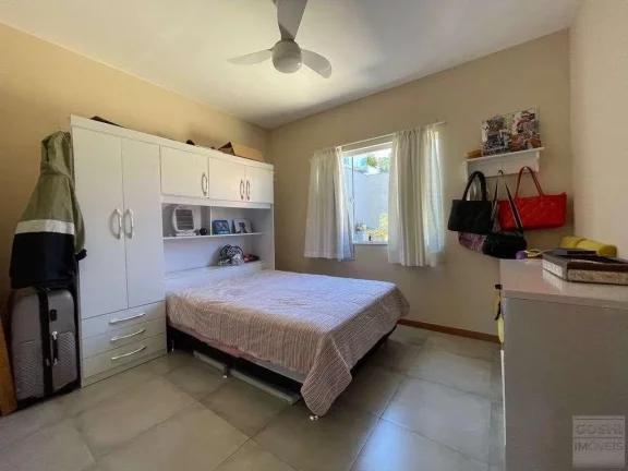 Imagem Casa para Venda em Teresópolis, Vargem Grande, 3 dormitórios, 1 suíte, 3 banheiros, 3 vagas