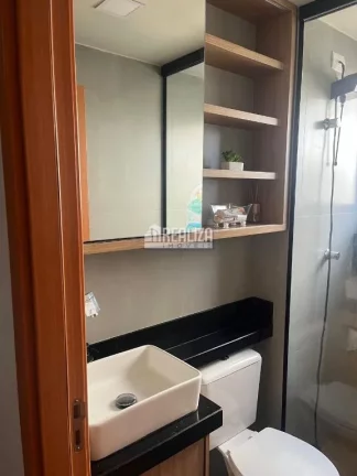 Imagem Apartamento de 2 dormitórios com móveis planejados no Condomínio Parque Austral, bairro Loteamento Reserva Ushuaia - Uberaba