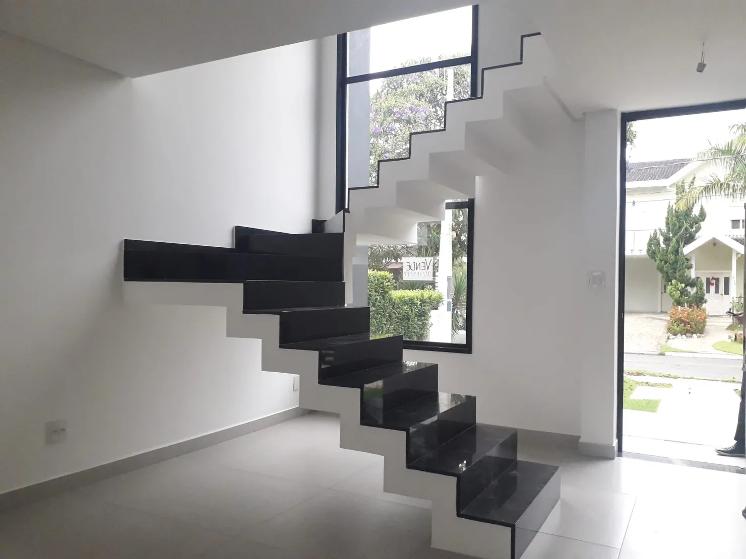 Imagem Casa à venda 3 Quartos, 3 Suites, 4 Vagas, 330M², Taubaté Village, Taubaté - SP | Condominio Taubaté Village