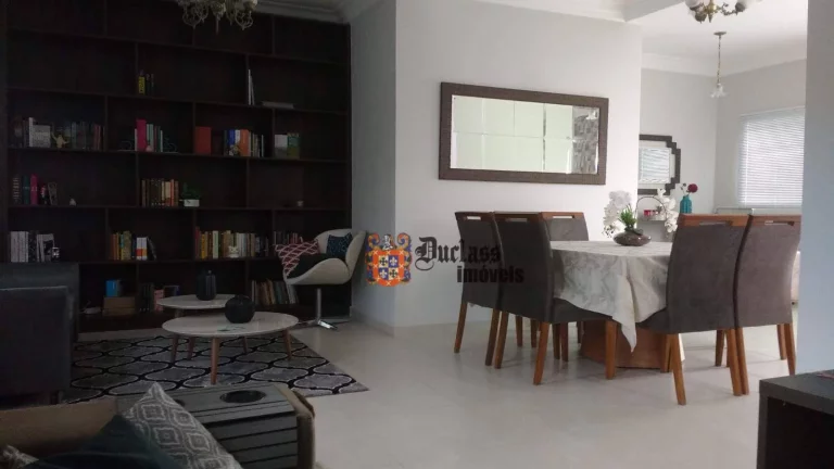 Imagem Sobrado com 3 dormitórios à venda por R$ 1.300.000,00 - Condomínio Villa Real de Bragança - Bragança Paulista/SP