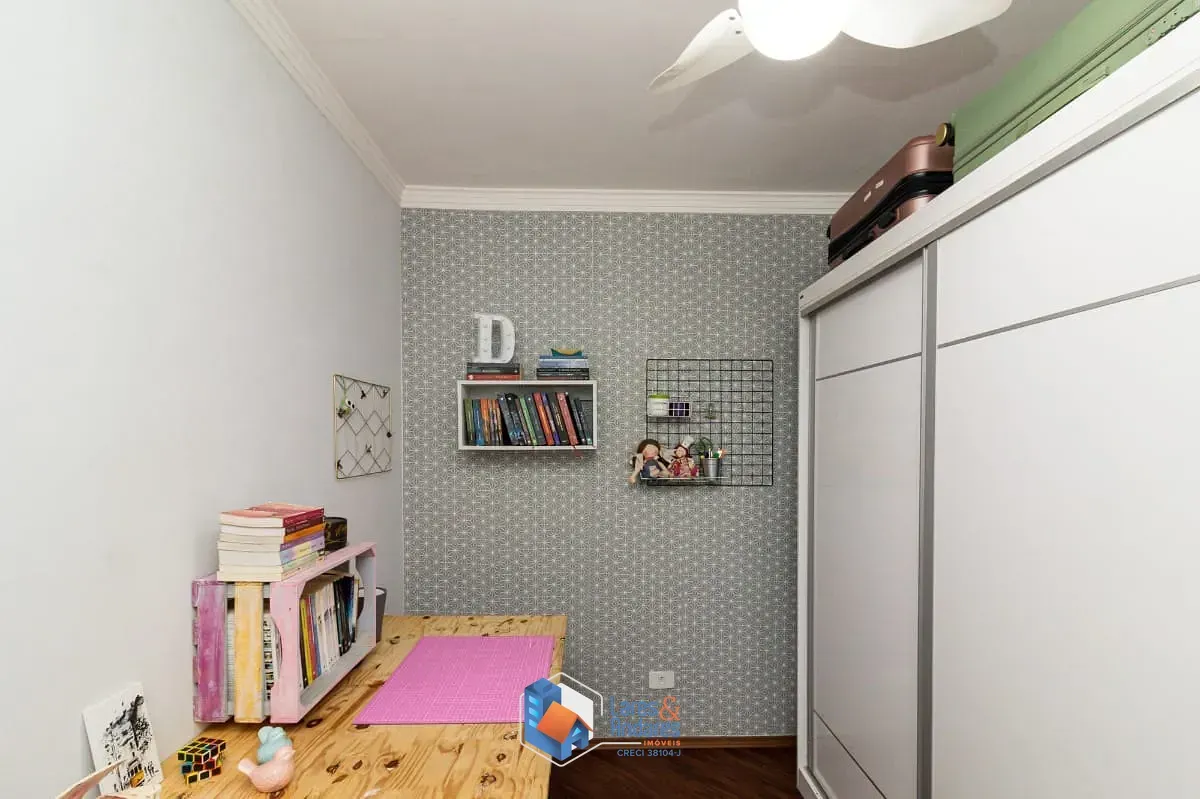 Imagem Casa para venda em Parque São Domingos com 3 quartos, sendo 1 suíte, 140m²