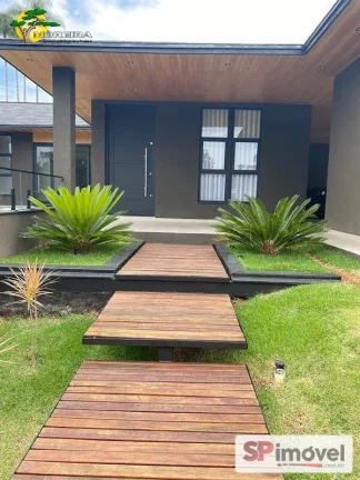 Imagem CASA EM CONDOMINIO C/ 500M², 4 DORMS SENDO 3 SUITES E 9 VAGAS EM BRAGANCA