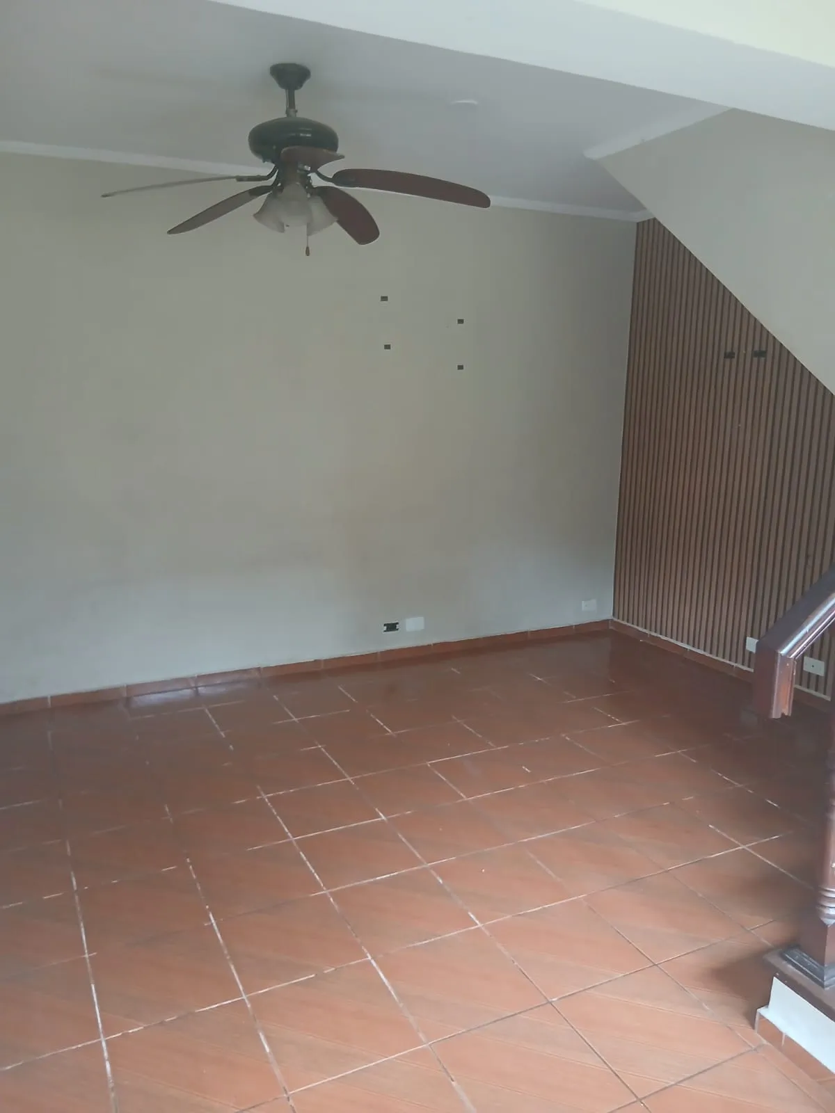 Imagem VENDO EXCELENTE CASA E SOBRADO NO BAIRRO JARDIM SANTA CRUZ!