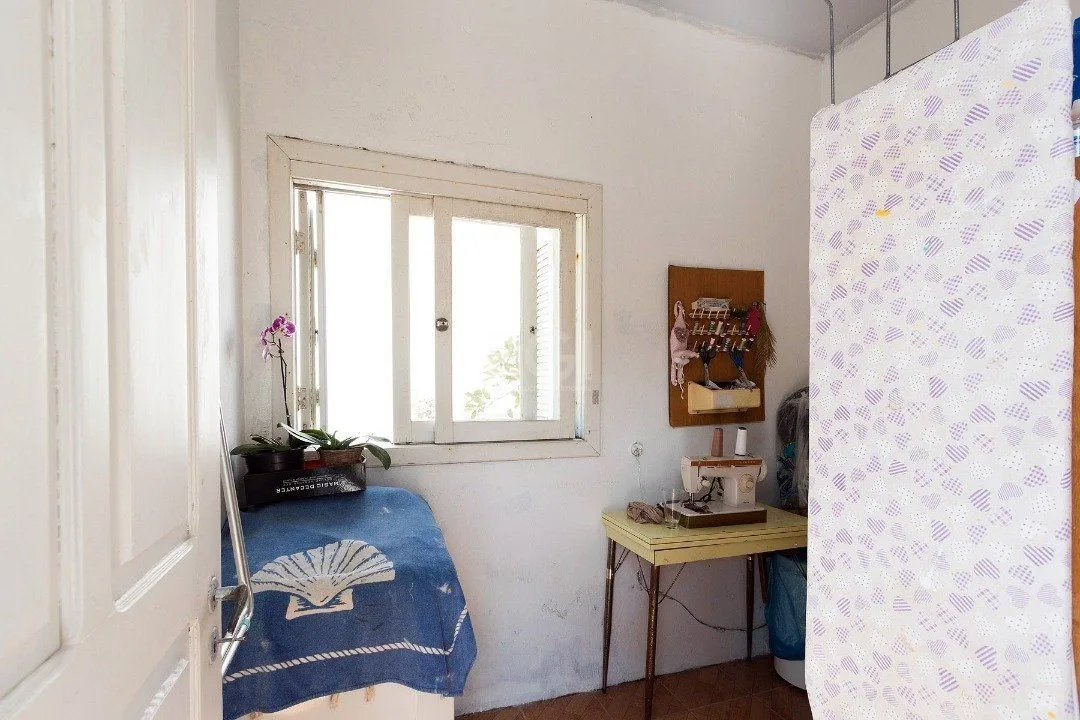 Imagem Casa Condominio para Venda - 297.63m², 4 dormitórios, sendo 1 suites, 2 vagas - Espirito Santo