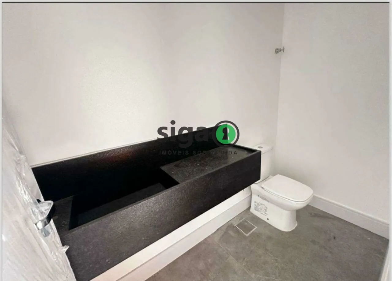 Imagem Casa em condomínio à Venda no Alto da Boa Vista com 4 quartos